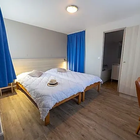 Vvf Normandie Tatil parkı 3*